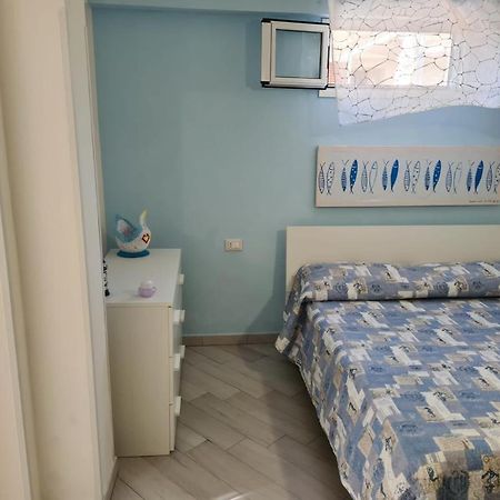A Due Passi Dal Mare Apartment Favignana Bagian luar foto